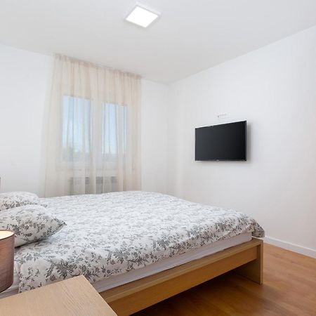 Villa Mira Tar-Vabriga Extérieur photo